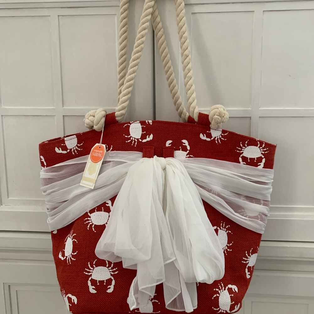 Absolutely adorable crab tote!! Brand New!